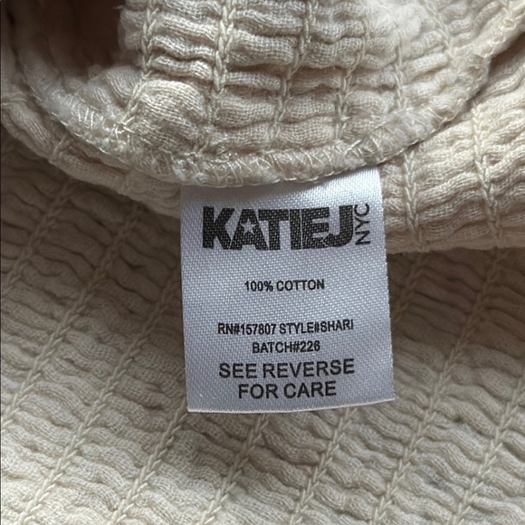 Katie J NYC Cream Ruffled Crop Top - Picture 6 of 7